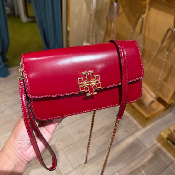 Tory Burch Britten Chain Wallet Wristlet Crossbody 141071 Bartlett Red, $435 - Picture 1 of 8